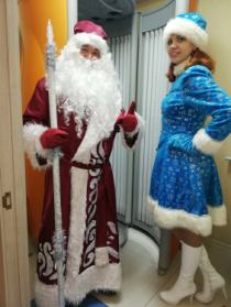 Дед Мороз и Снегурочка в салон красоты